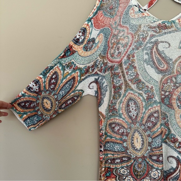 SOLD Chicos XL Paisley Sweater Cross Back Long Tunic Length Colorful 3/4 Sleeve - Picture 3 of 11